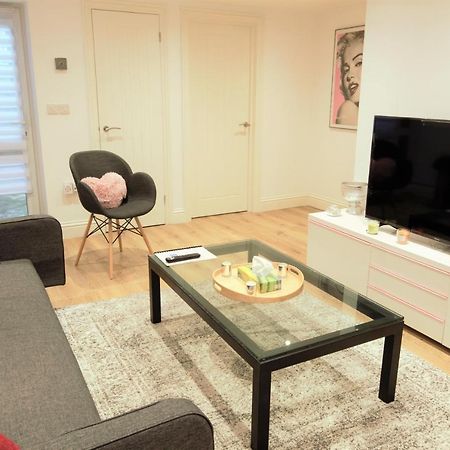 Stylish 2 Bedroom Apartment In The Heart Of Greenwich London Ngoại thất bức ảnh
