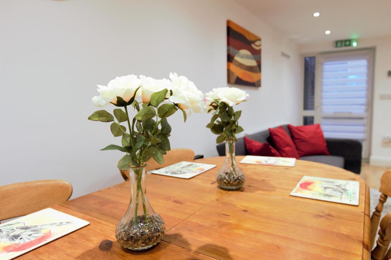 Stylish 2 Bedroom Apartment In The Heart Of Greenwich London Ngoại thất bức ảnh